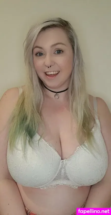 Bluebellexx OnlyFans Thumbnail #qKt30ZmJE7