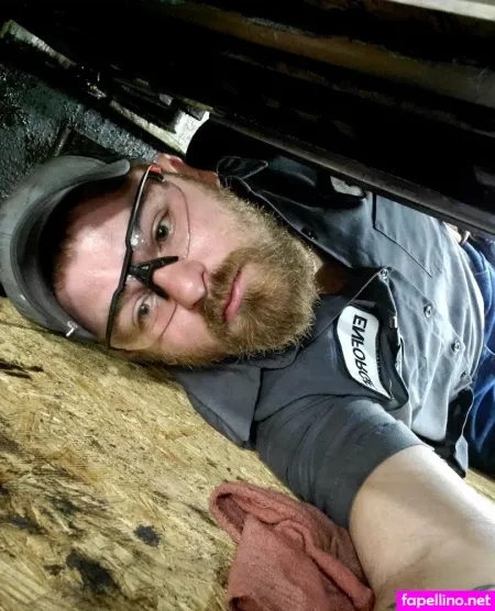 Bluecollarguy7994 OnlyFans Thumbnail #QuzOpelXof