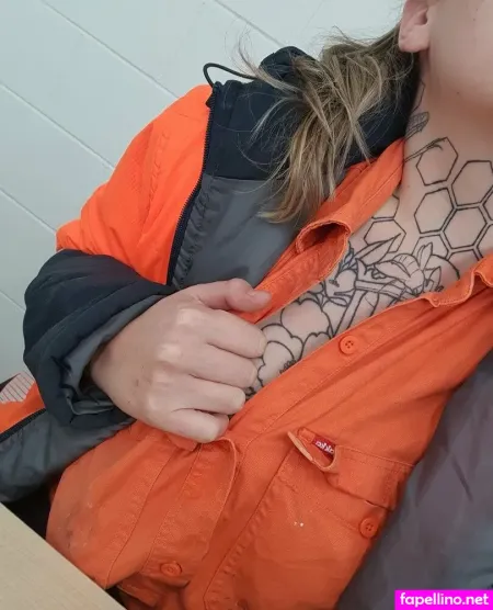 Bluecollarwoman OnlyFans Thumbnail #TFrtT3DfhT