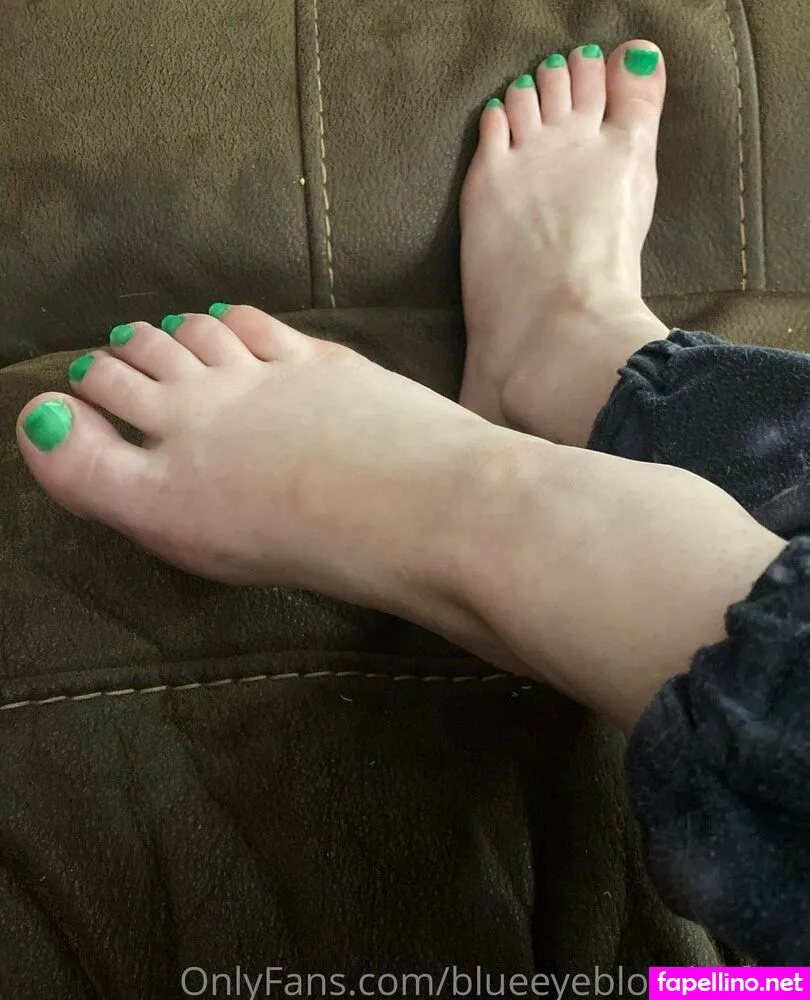 blueeyeblonde_free, blueeyedblondieex Nude Leaked OnlyFans Photo #0OmlDk3DHC