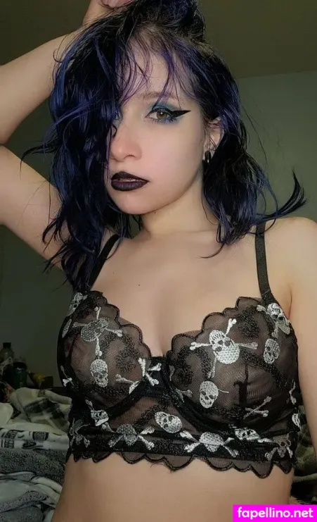 Bluegothgf69 OnlyFans Thumbnail #Zx0P5fFwPD