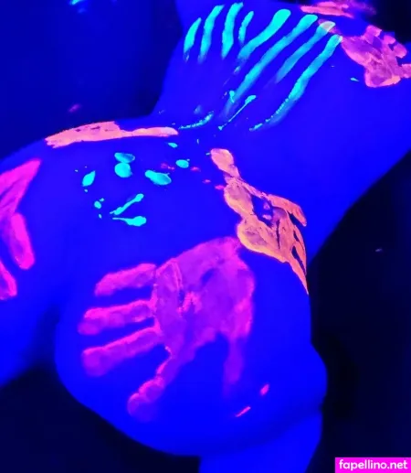 Bluehuneydew OnlyFans Thumbnail #0WkFHsm6ts