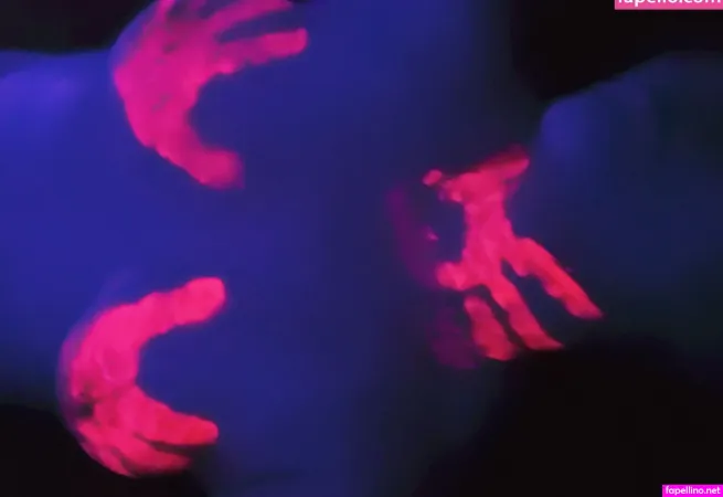 Bluehuneydew OnlyFans Thumbnail #6rEuO7aG7I