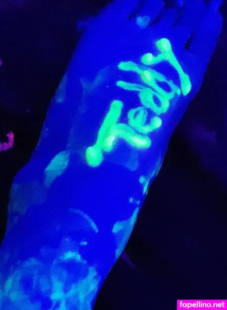 Bluehuneydew OnlyFans Thumbnail #9LwWIdyV5I