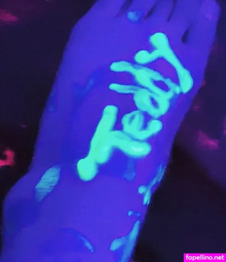 Bluehuneydew OnlyFans Thumbnail #NQ2uyYSrMg