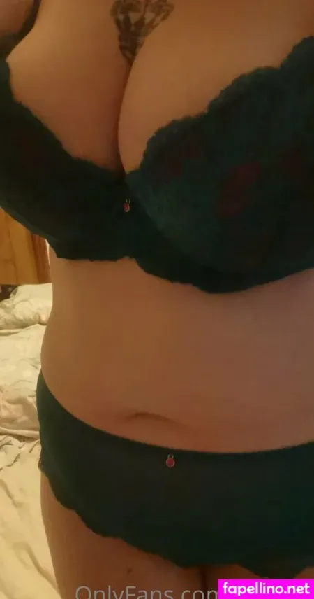 Bluelily OnlyFans Thumbnail #0eWEspaZZQ