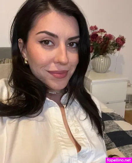 Bluestockingg OnlyFans Thumbnail #Bj2nqXN2CU