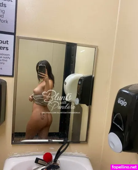Bluntswithpandoraa OnlyFans Thumbnail #Ps0RzQ6foN
