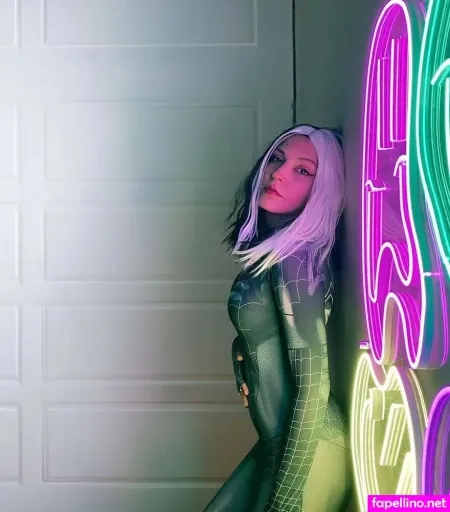 Blush OnlyFans Thumbnail #uErRv8bDat