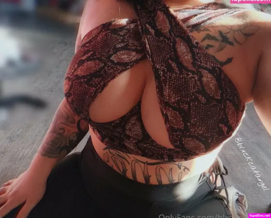 Blxckcatangel OnlyFans Thumbnail #c1MlWNEUzZ