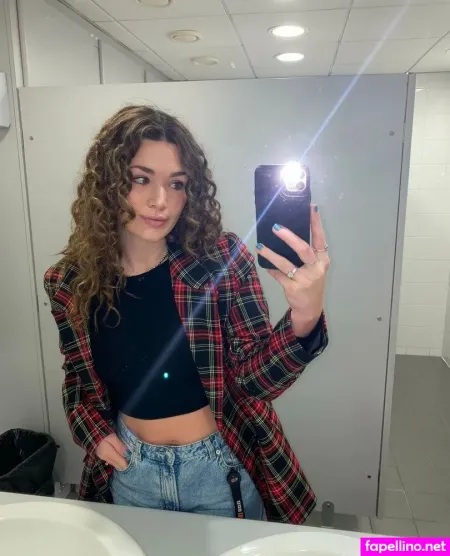 Bobbi Hadgraft OnlyFans Thumbnail #7IAH3VBLon