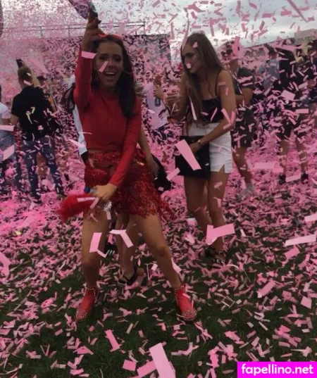 Bobbie Cook OnlyFans Thumbnail #UD1xsR0ZIQ