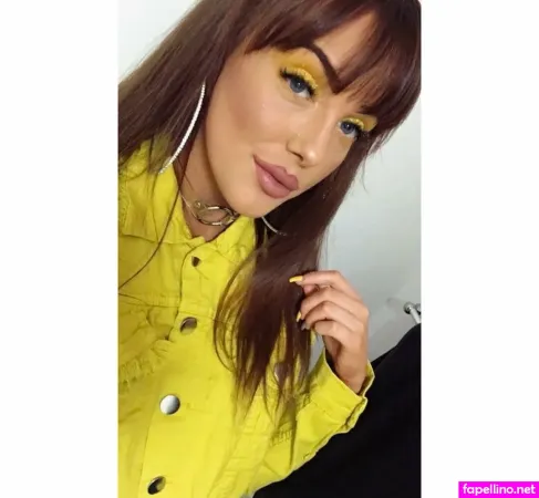 Bobbie Cook OnlyFans Thumbnail #gHXSV0Ox8T