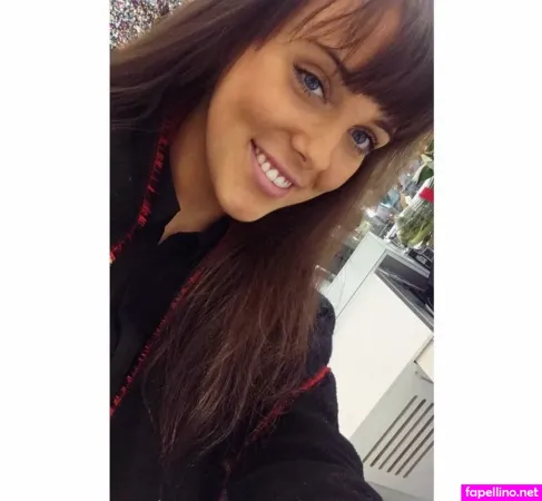 Bobbie Cook OnlyFans Thumbnail #tXYYZIT8Gf