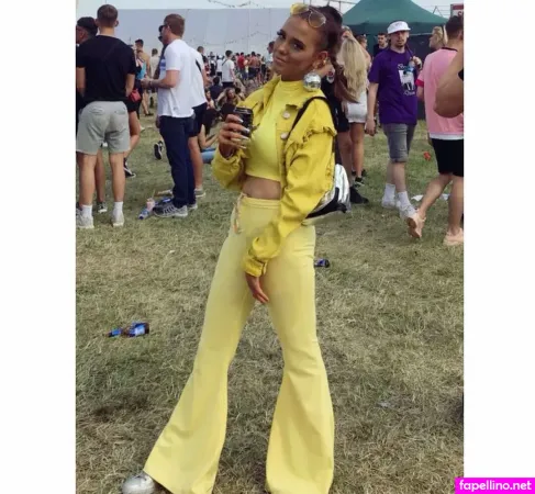 Bobbie Cook OnlyFans Thumbnail #yBO2JjCAiV