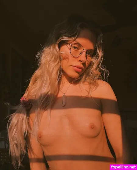 Bobbielavender OnlyFans Thumbnail #CLJhOx2epw