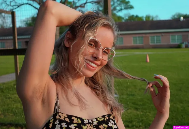 Bobbielavenderfree OnlyFans Thumbnail #eCeGTh7wld