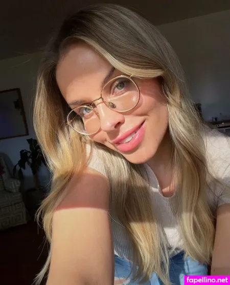 Bobbielavendertv OnlyFans Thumbnail #jXkhGqr81q