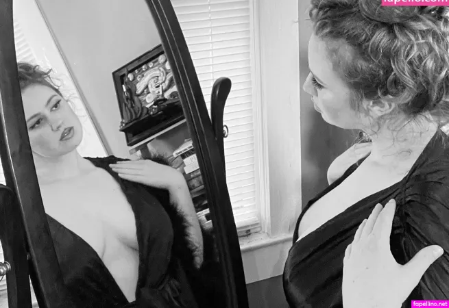 Bobbiesweetsfree OnlyFans Thumbnail #Upr1mt7jSy