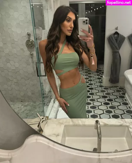 Bodybylorrie 2 OnlyFans Thumbnail #AhwM3oQvsj