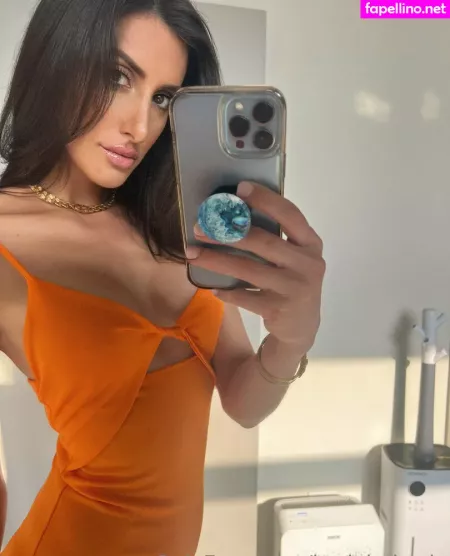 Bodybylorrie 2 OnlyFans Thumbnail #eTIq8E2Q9d