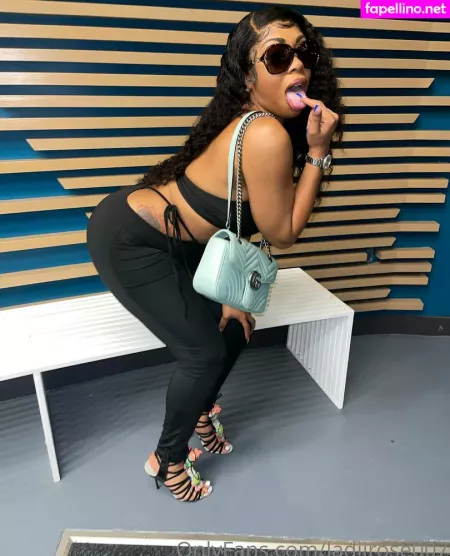 Bodyonrose OnlyFans Thumbnail #7eKEajvSgw