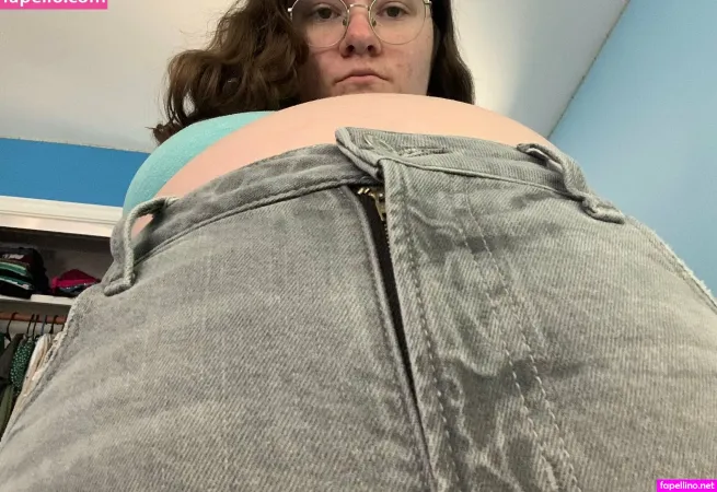 Bodypos Nerd OnlyFans Thumbnail #indEHBkOYe