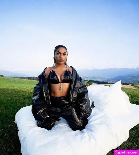 Bombaymami OnlyFans Thumbnail #gIMiJs9b4s