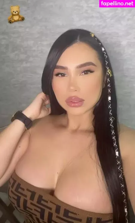 Bombshell Mel OnlyFans Thumbnail #KC4vj78SgW