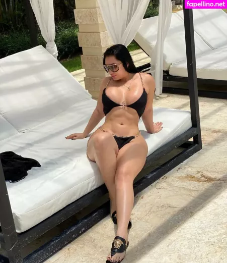 Bombshell Mel OnlyFans Thumbnail #lq8OmCuQN7