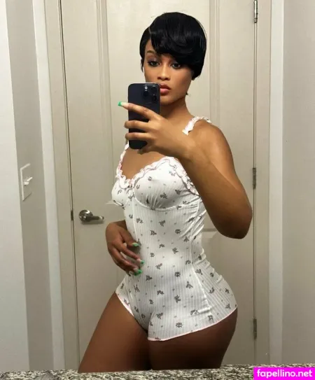 Bombshell Xx OnlyFans Thumbnail #mfozgfZyZq