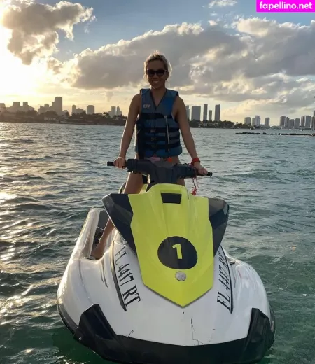 Bombshellcece OnlyFans Thumbnail #OIuBEsKCSQ