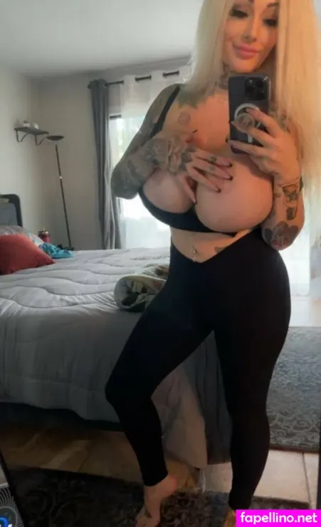 Bombshelldezfree 2 OnlyFans Thumbnail #DjzjmBY7w0