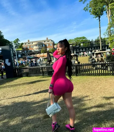 Bombshellgolfxo Main Profile Photo