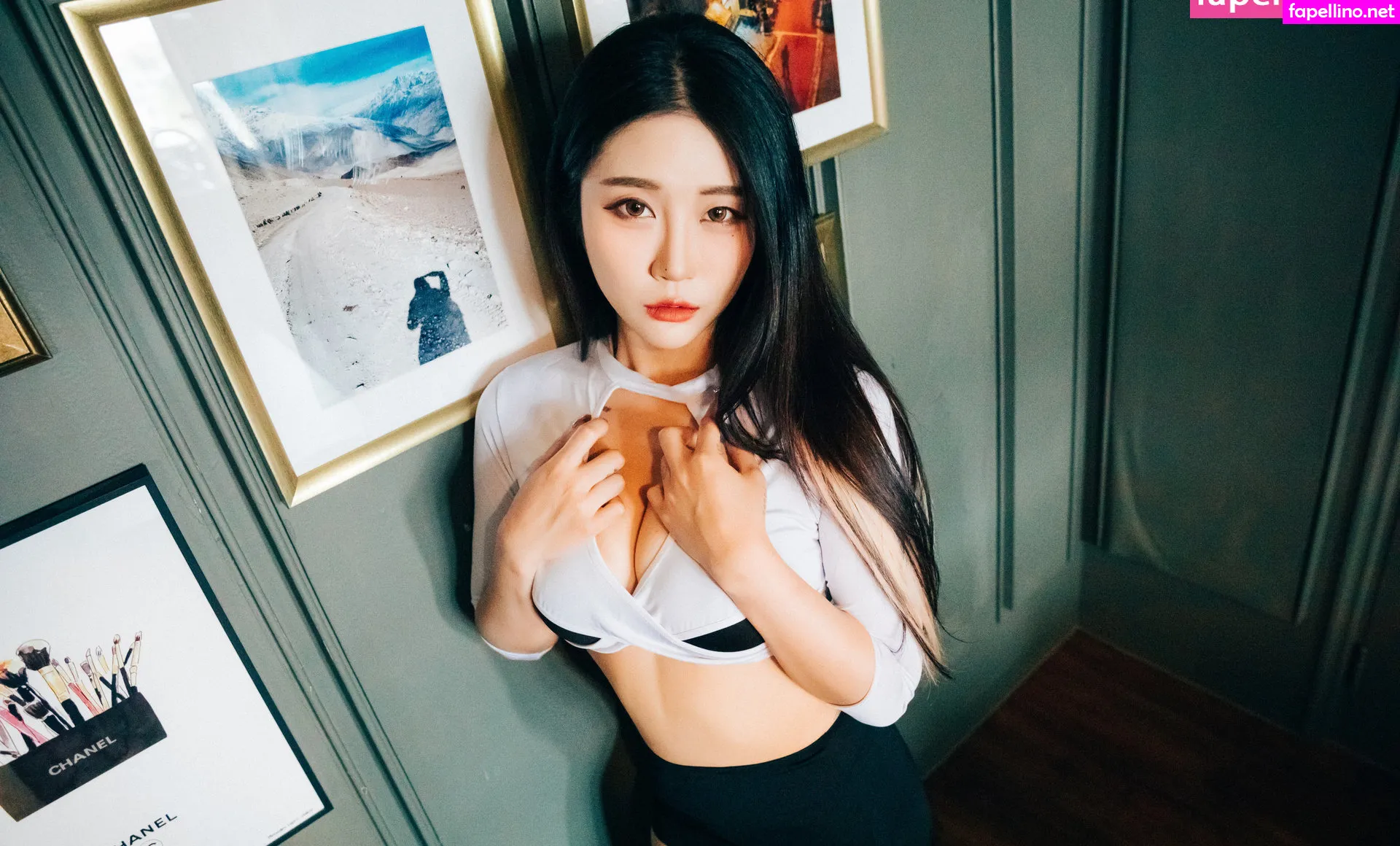 Bomi, Girl Crush KPop, bomistry, bomistry2022, girlcrushfancam Nude Leaked OnlyFans Photo #J3qLjgxuzr