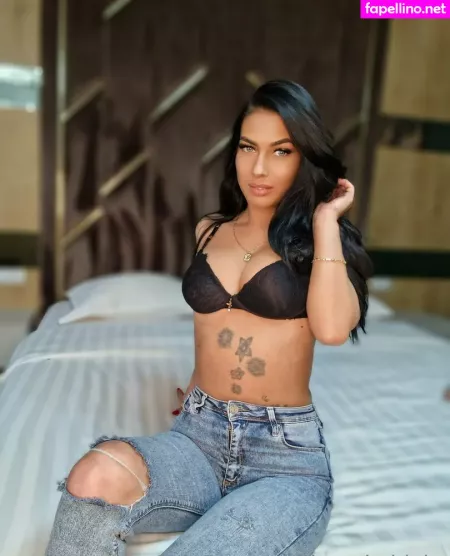 Bonnie Blake OnlyFans Thumbnail #CZNK8Qs65A