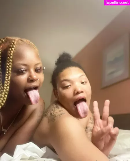 Bonniexclyde18 OnlyFans Thumbnail #JKTAbNyXaY