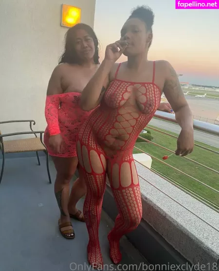 Bonniexclyde18 OnlyFans Thumbnail #MJ3tfzjCyT