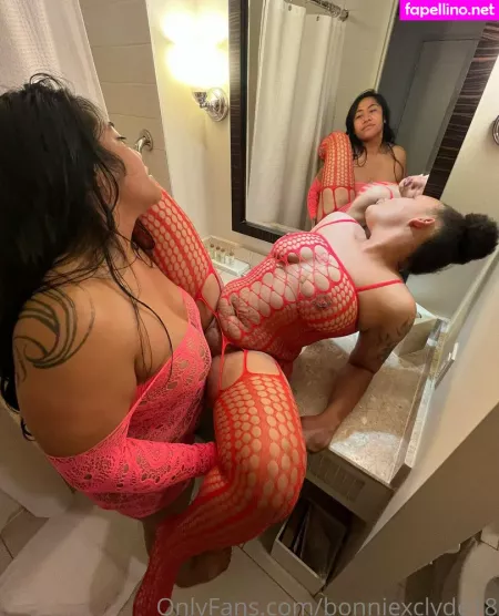 Bonniexclyde18 OnlyFans Thumbnail #XTnBBo78kU