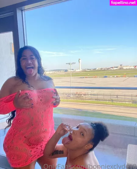 Bonniexclyde18 OnlyFans Thumbnail #a57xhB5pAJ