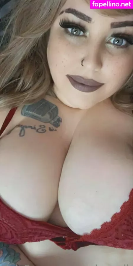 Boobsandbourbonfree OnlyFans Thumbnail #AJxSPWlcBc