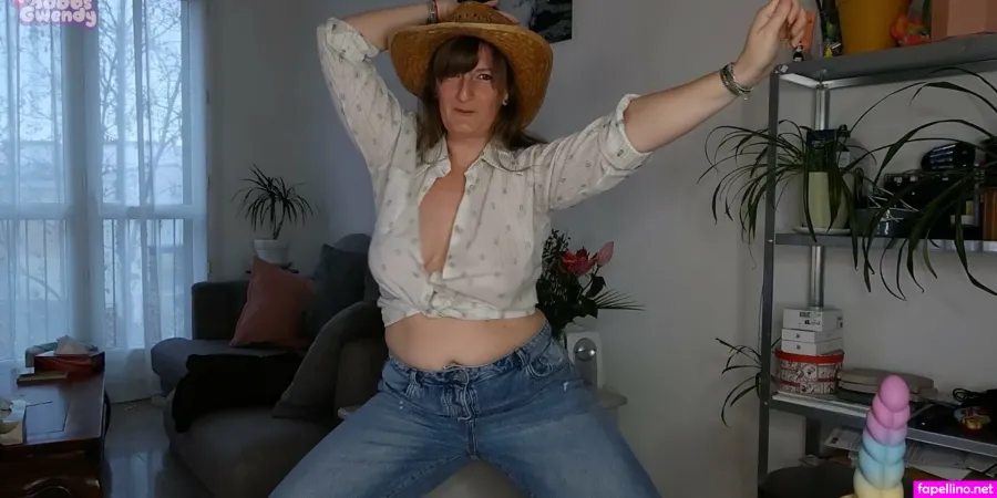 Boobsgwendy OnlyFans Thumbnail #T7dxx841Fd