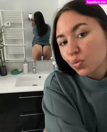 Boobsruntheworld OnlyFans Thumbnail #I6YhErqxqC