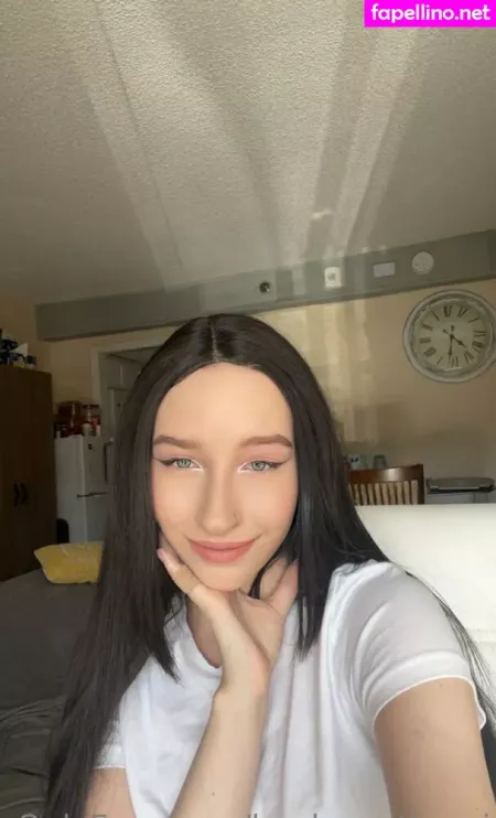 Books Withaeri OnlyFans Thumbnail #3DMjBKGfgo