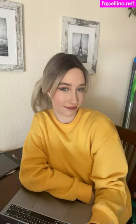 Books Withaeri OnlyFans Thumbnail #PzOSAtWtHs