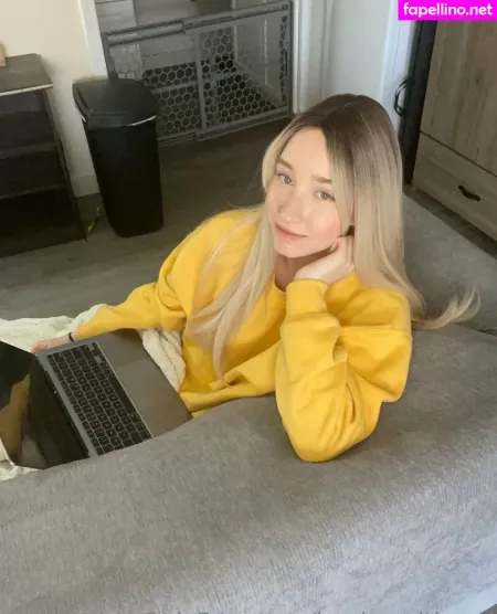 Books Withaeri OnlyFans Thumbnail #eqmeqeMowj