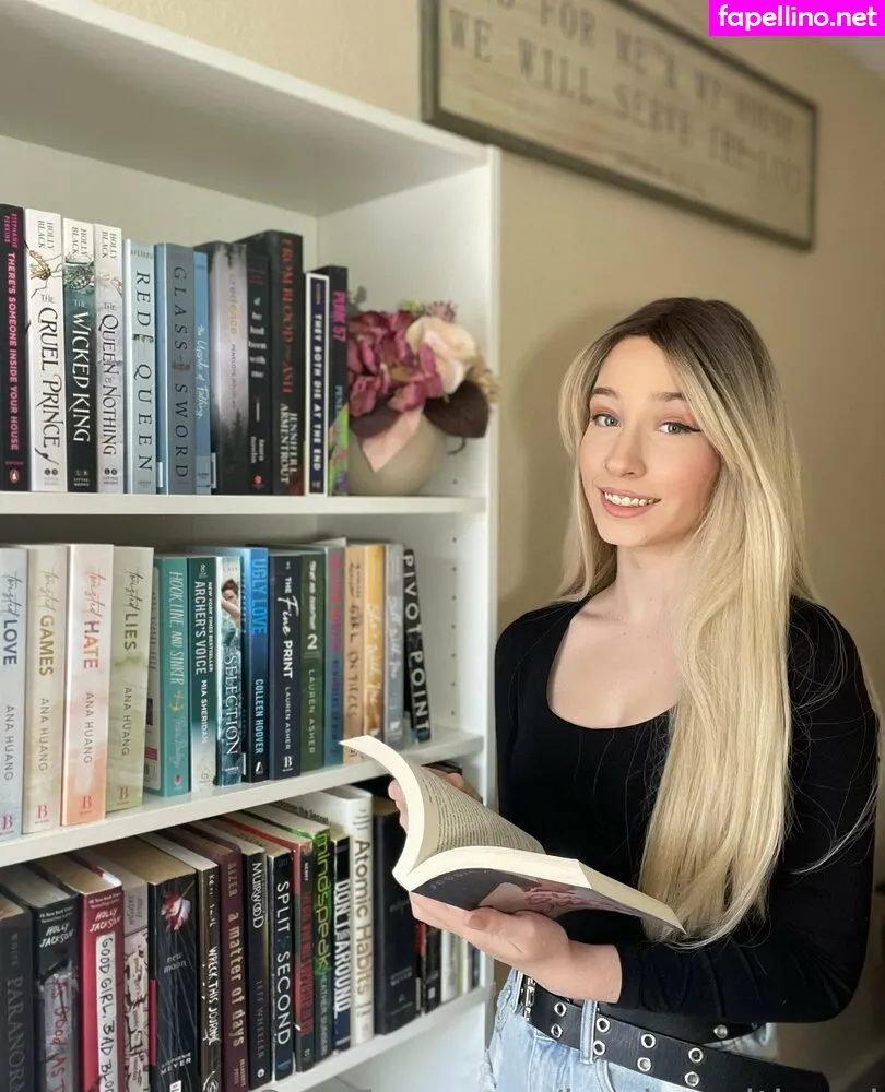 books_withaeri, mybookishadventure_ Nude Leaked OnlyFans Photo #mPrcZPziQ4