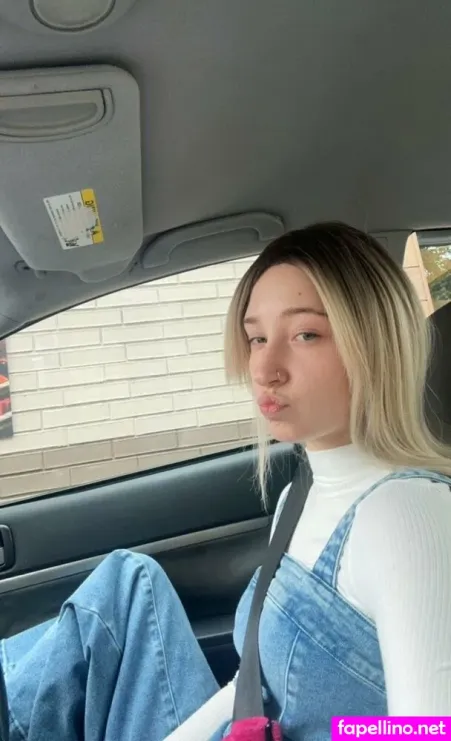 Books Withari OnlyFans Thumbnail #bIWubE88Nm