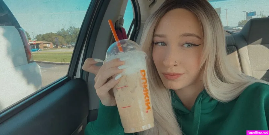 Books Withari OnlyFans Thumbnail #q7mmUHlZNw