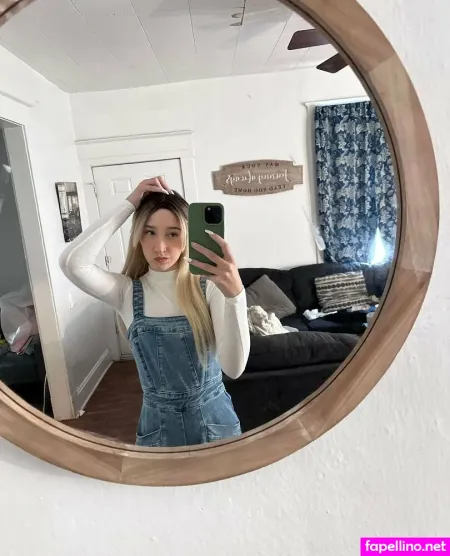 Books Withari OnlyFans Thumbnail #qq76bUhZdT